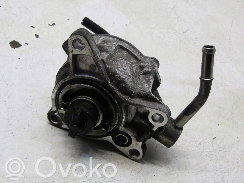 Mazda CX-3 Vacuum pump 