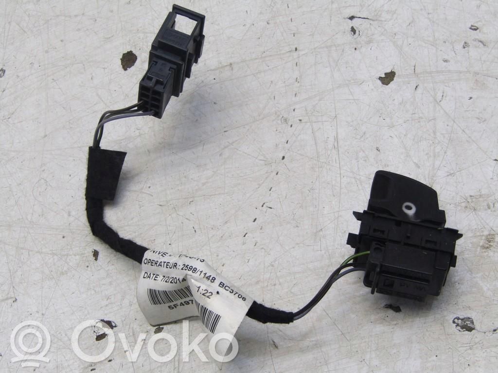 Seat Leon (5F) Quarter vent window switch 