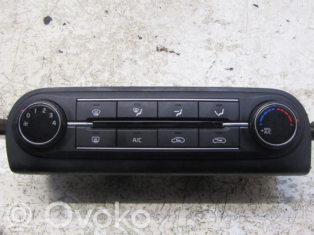Climate control unit   97250J7061,97250J7061