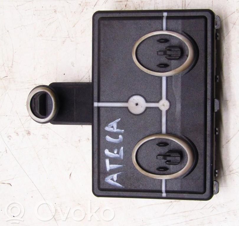 Seat Ateca Door control unit/module 