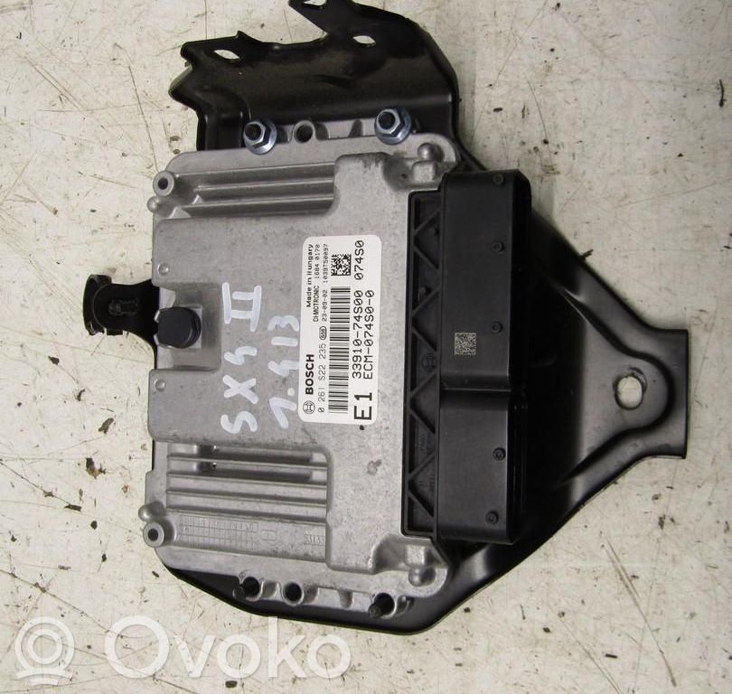 Suzuki SX4 S-Cross Engine control unit/module ECU 