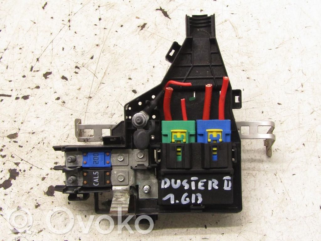 Dacia Duster II Fusible del relé de la batería 