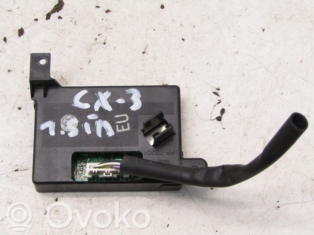 Mazda CX-3 Módulo de control de balasto LED 