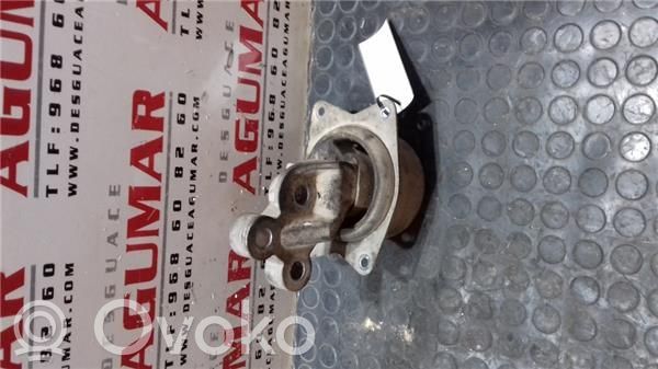 Opel Vectra C Engine mount bracket 