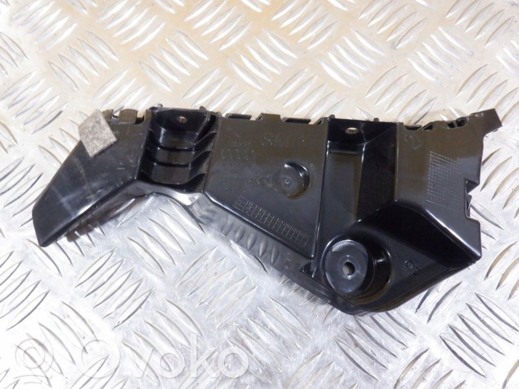 Audi A1 Soporte de montaje del parachoques trasero 
