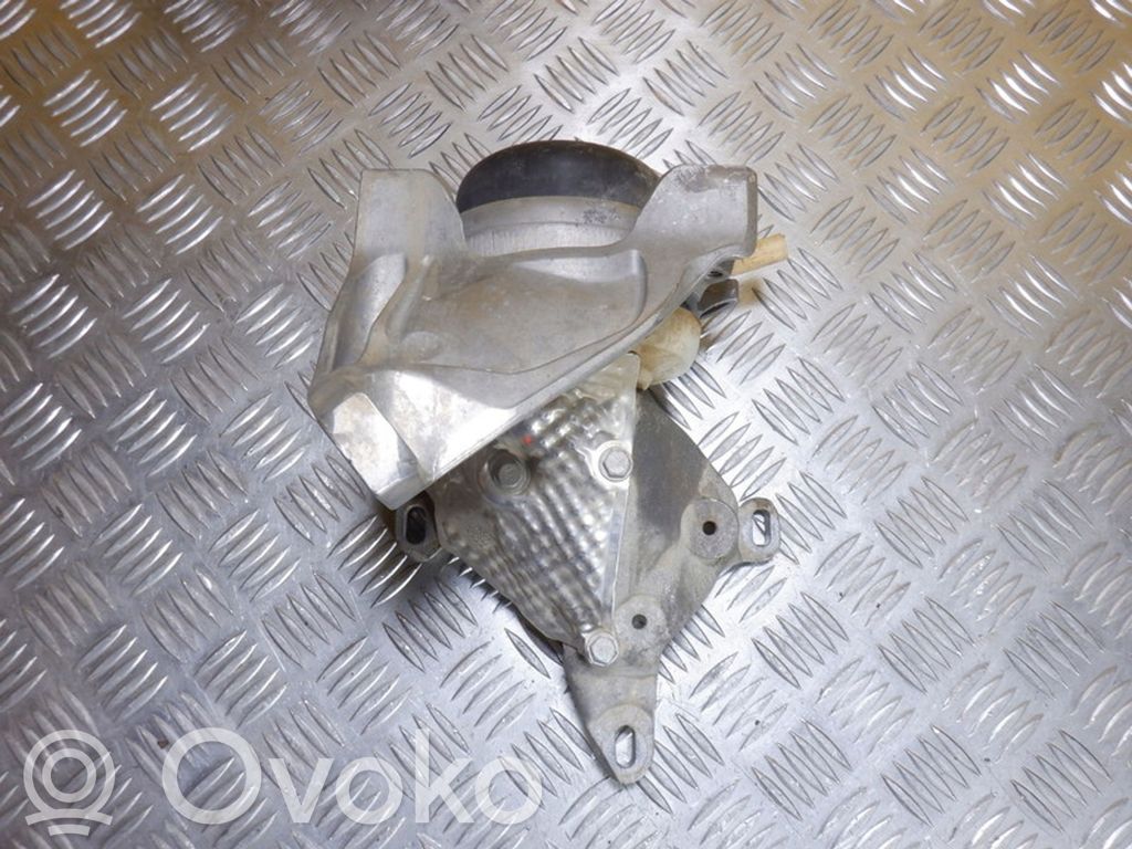 Audi Q7 4M Gearbox mounting bracket 