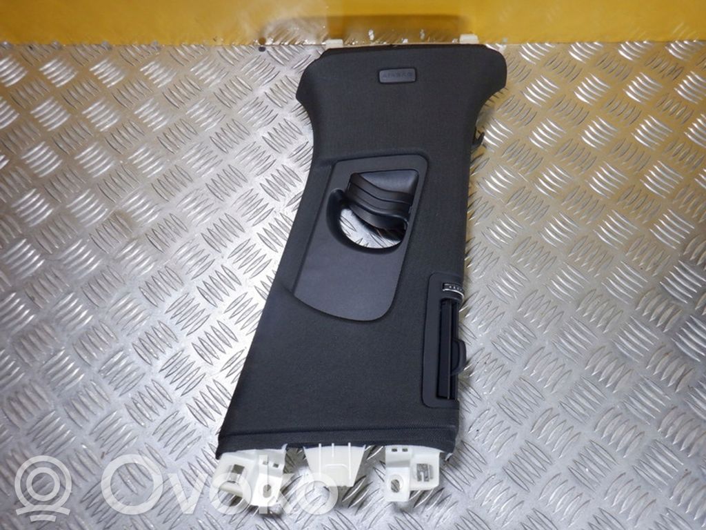 Audi A8 S8 D5 Pilar (B) (superior) 