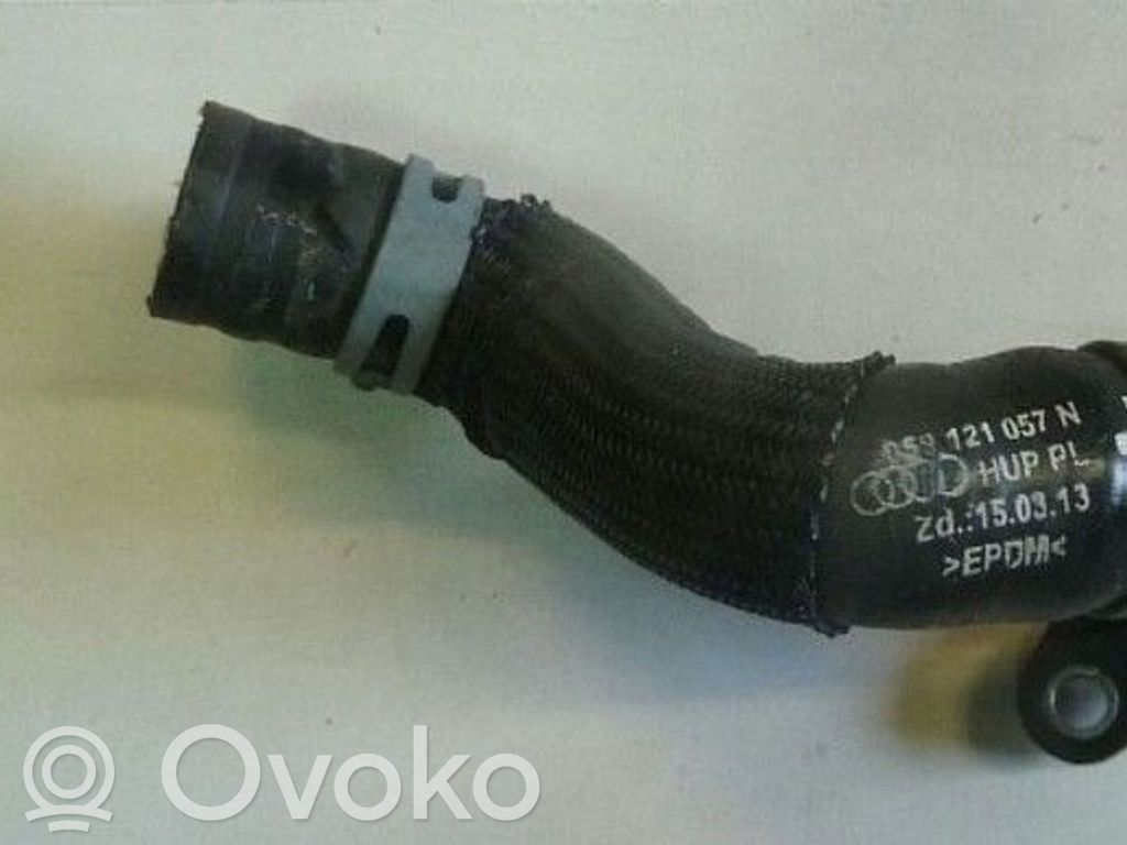 Audi Q7 4M Engine coolant pipe/hose 