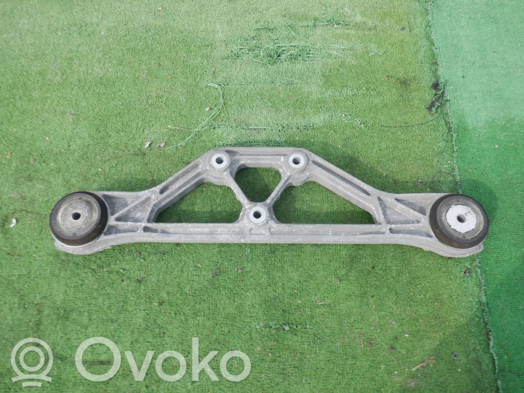 Volkswagen Phaeton Rear differential/diff mount bracket 