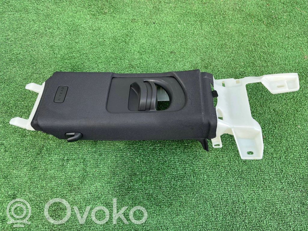Audi A5 Muu kynnyksen/pilarin verhoiluelementti 