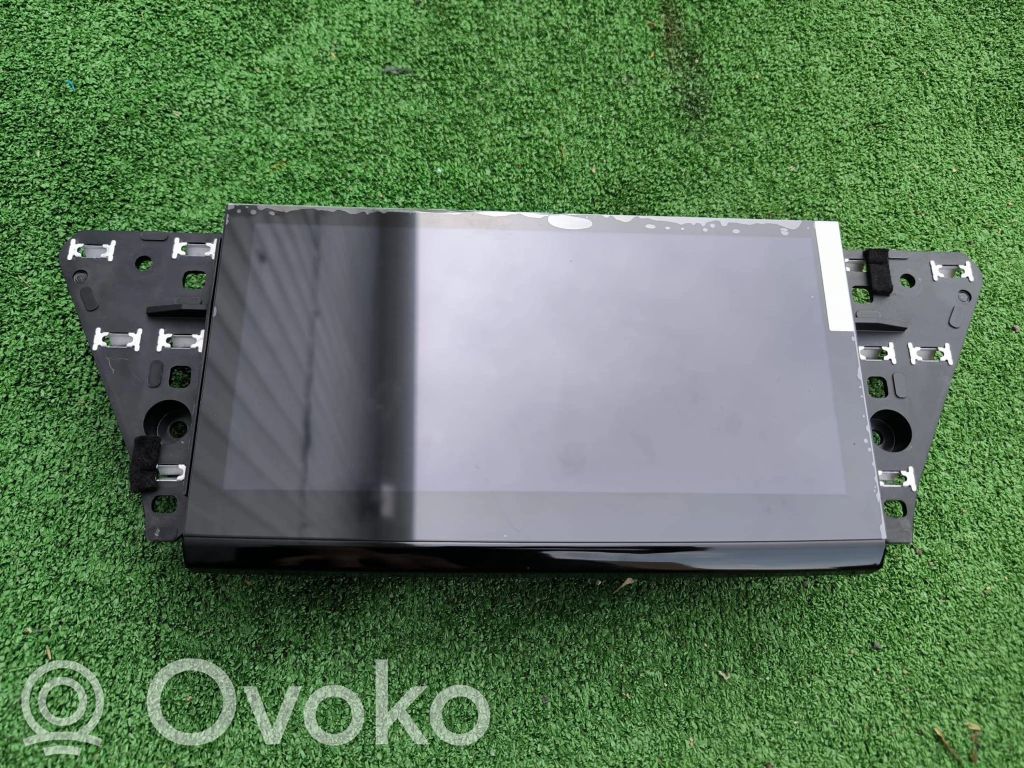 Audi e-tron Radio/CD/DVD/GPS head unit 