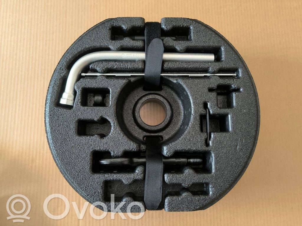 Audi A3 S3 8V Tool box 