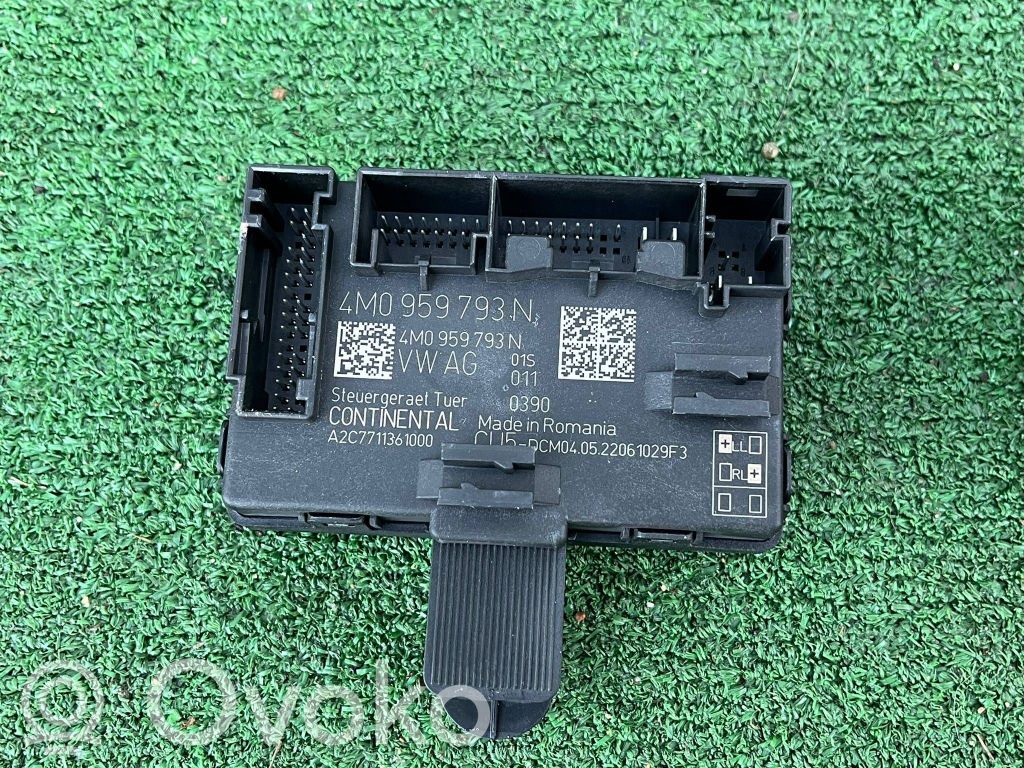 Audi e-tron Door control unit/module 