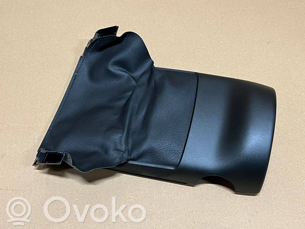 Audi e-tron Steering wheel column trim 
