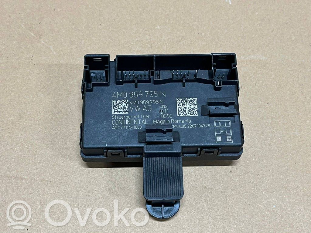 Audi e-tron Door control unit/module 