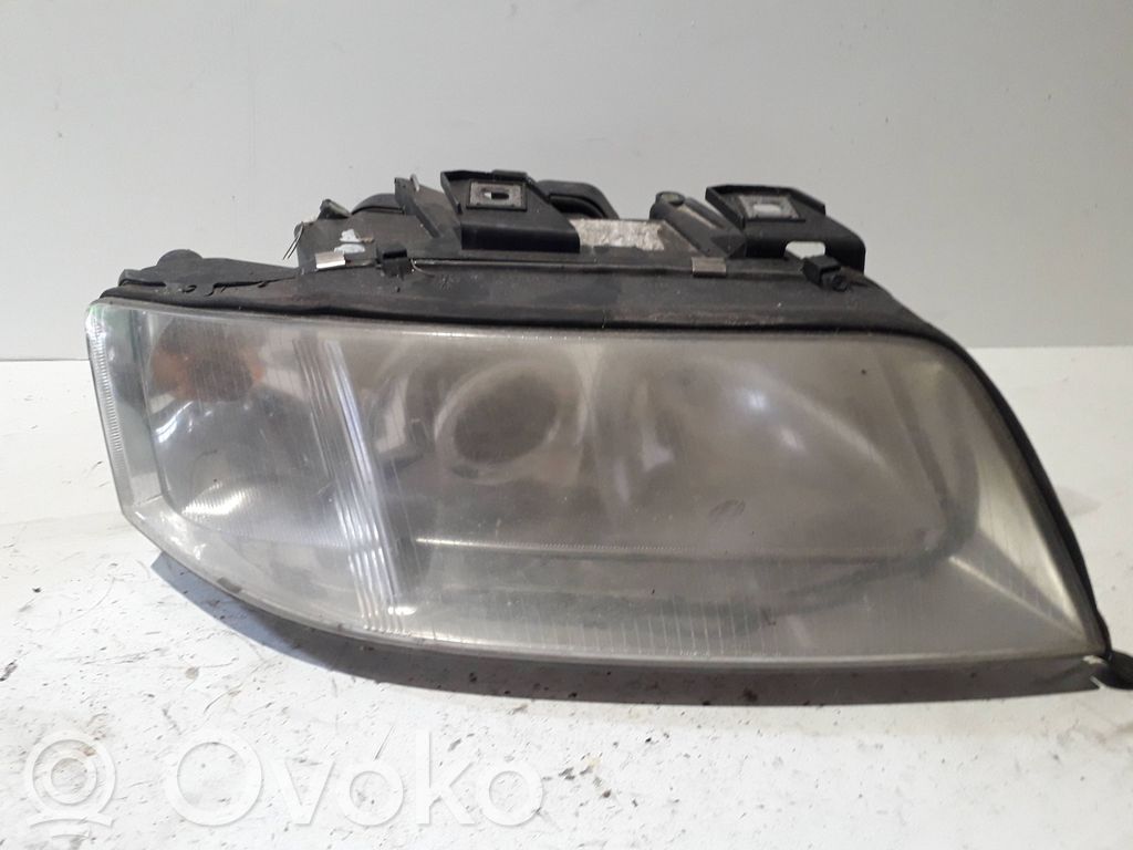 Audi A6 S6 C5 4B Scheinwerfer 
