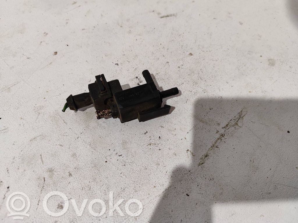 Volvo V70 Zawór podciśnienia / Elektrozawór turbiny 