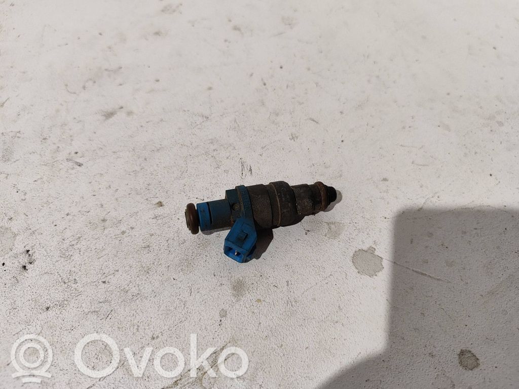 Audi A4 S4 B5 8D Inyector de combustible 