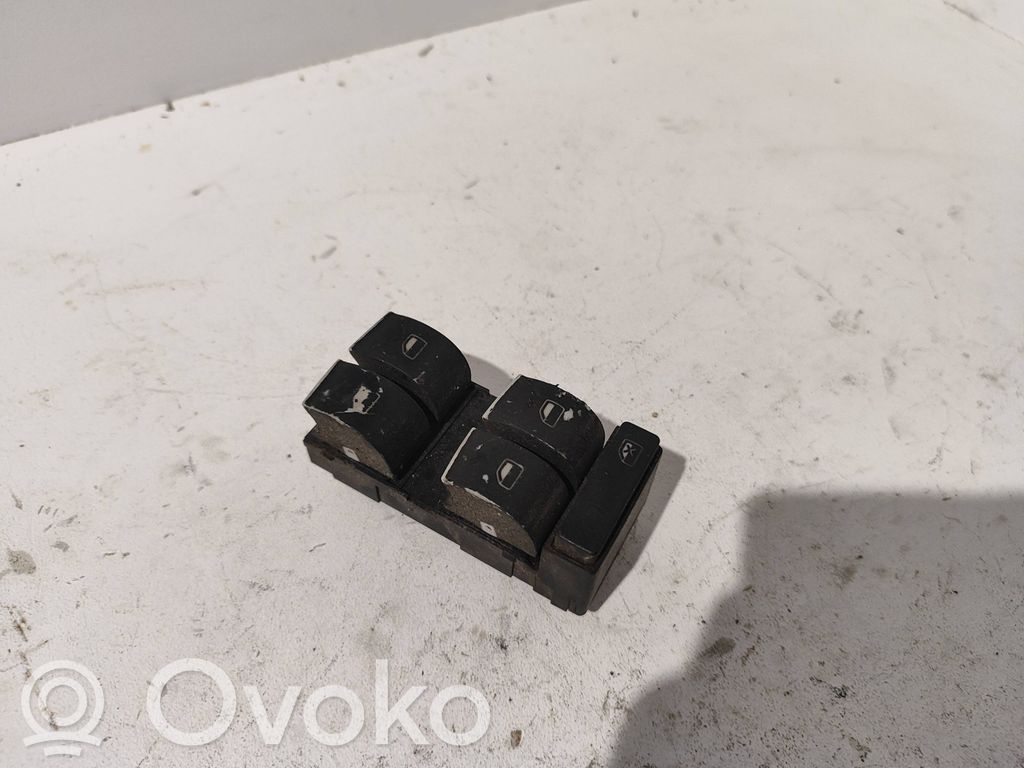 Audi A4 S4 B6 8E 8H Interruptor del elevalunas eléctrico 