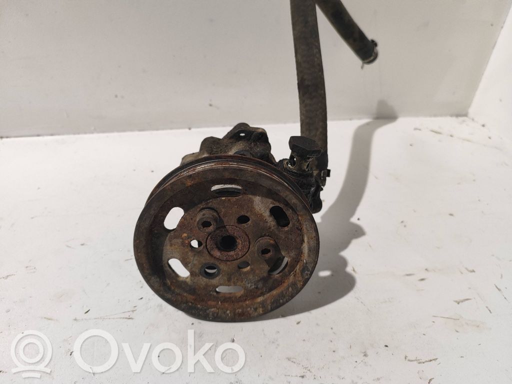 Audi A4 S4 B5 8D Pompa wspomagania 