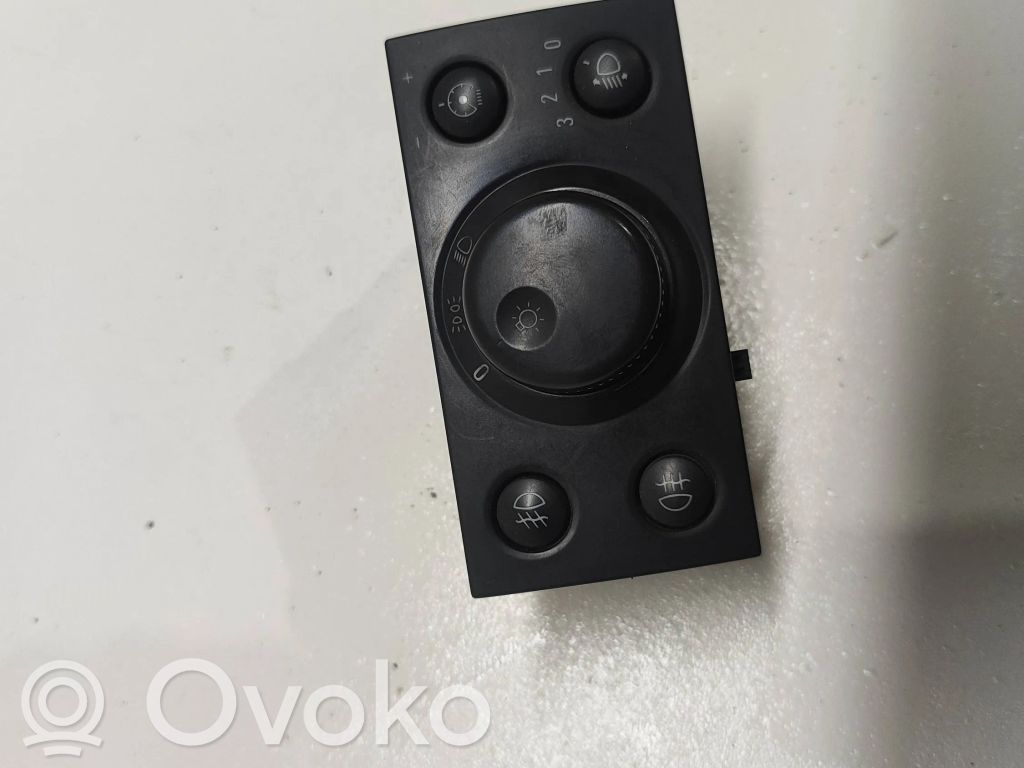 Opel Vectra C Light switch 