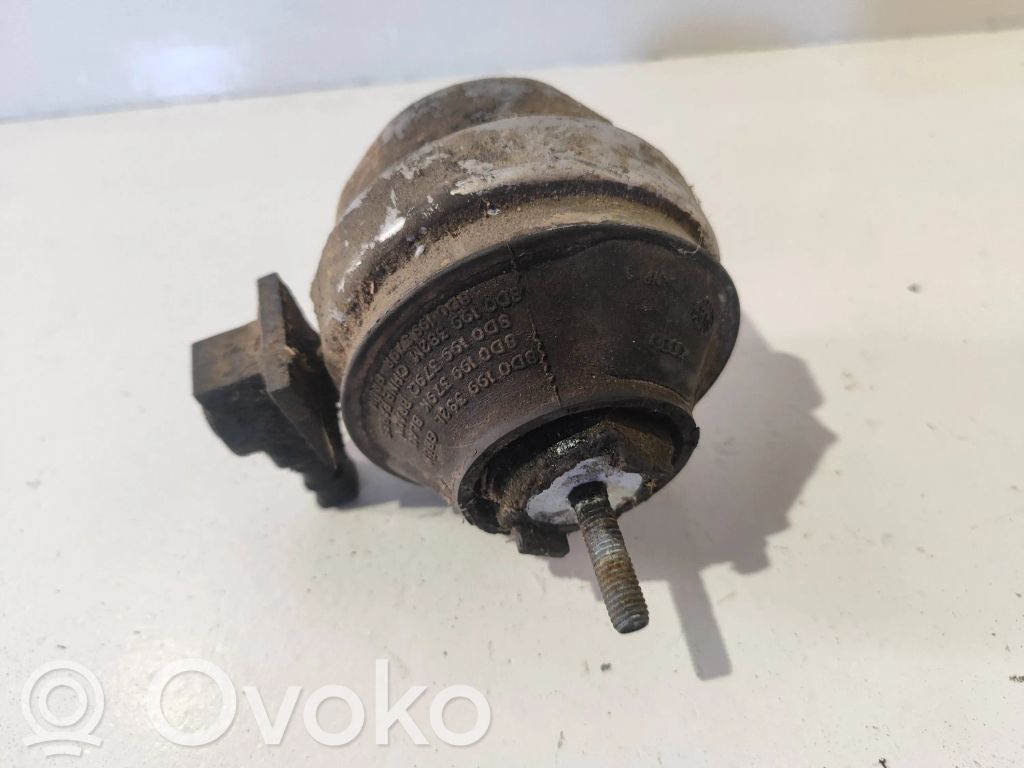 Engine mount bracket   8D0199379K,8D0199379Q,8D0199382L