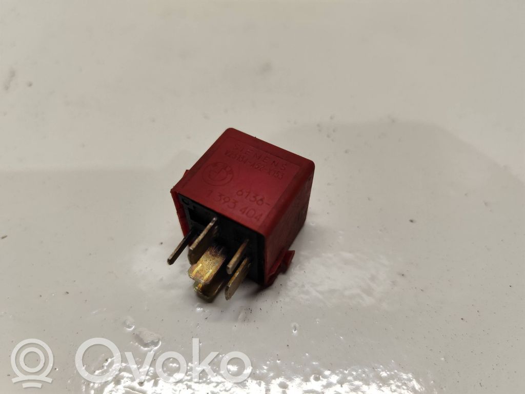 Other relay   1393404,V23134A52X153,6134