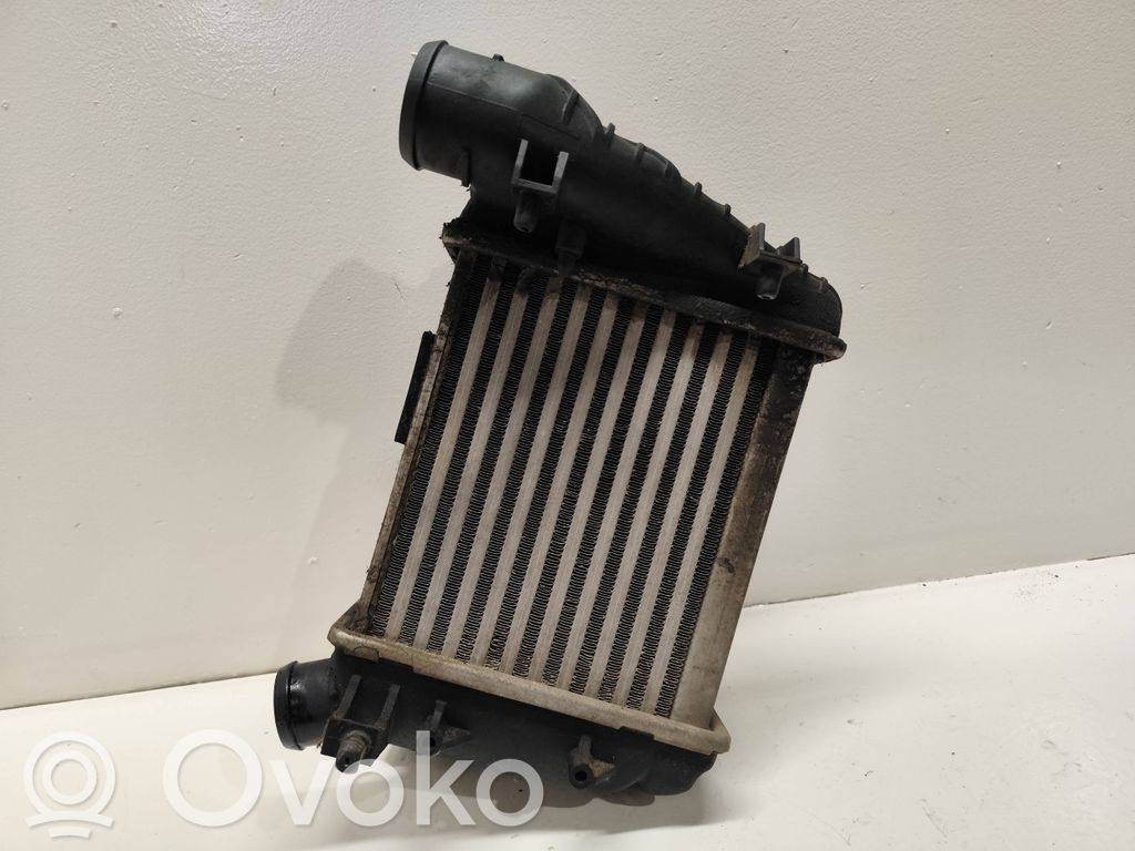 Audi A4 S4 B7 8E 8H Radiador intercooler 