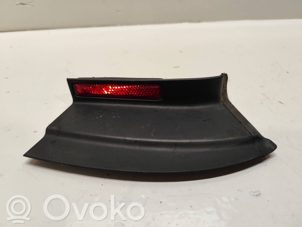 Volkswagen PASSAT B6 Riflettore fanale posteriore 