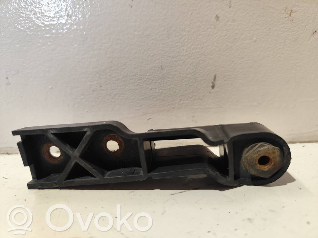 Audi A6 S6 C6 4F Front bumper mounting bracket 