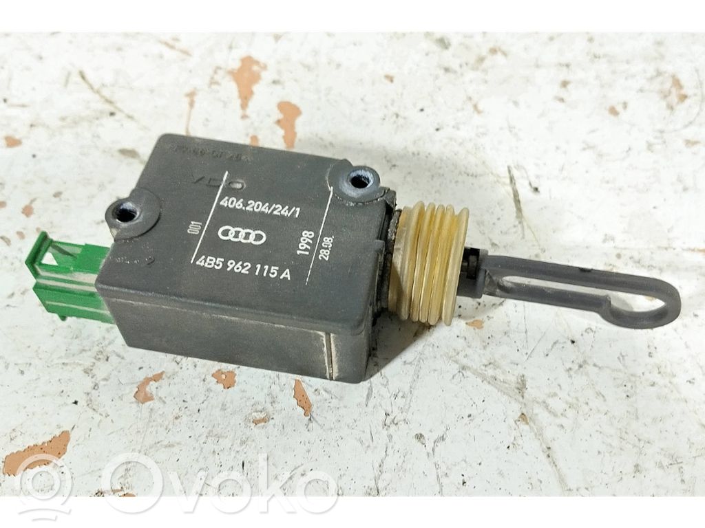 Audi A6 S6 C5 4B Central locking motor 