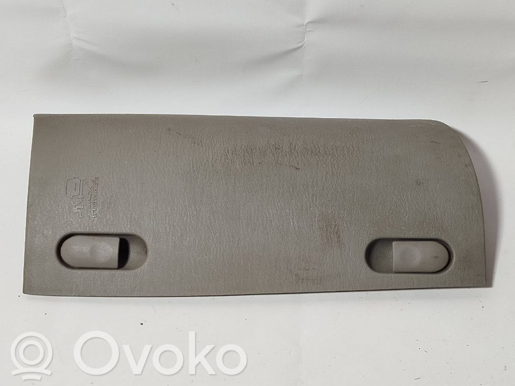 Chrysler Voyager Poszycia / Boczki bagażnika 