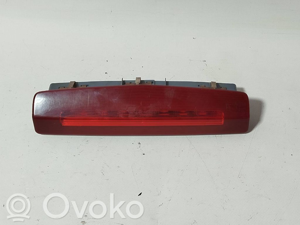 Opel Zafira B Third/center stoplight 