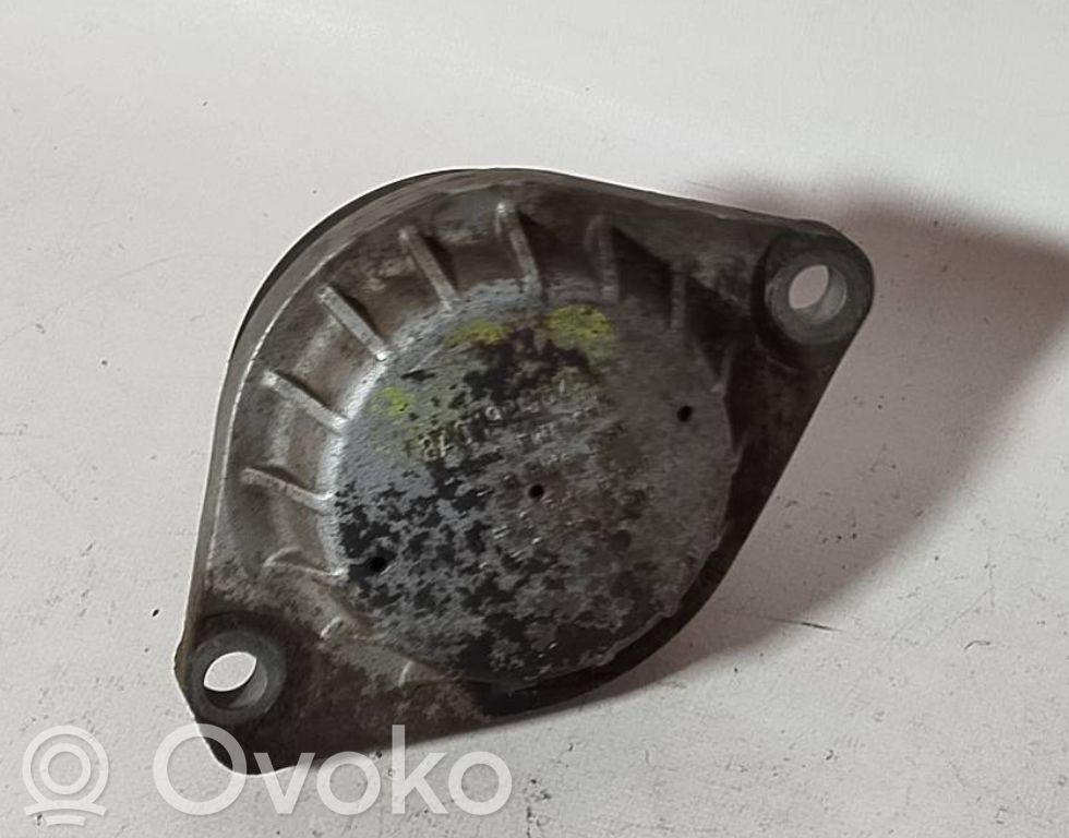 Audi 80 90 S2 B4 Engine mount bracket 