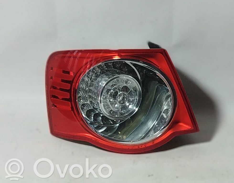 Volkswagen Jetta V Luci posteriori 