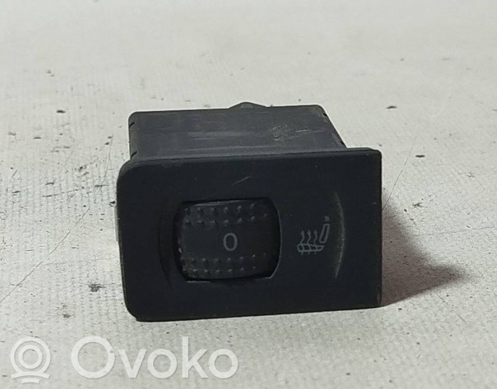 Volkswagen Golf V Przełączniki podgrzewania foteli 