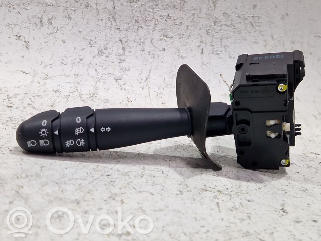 Renault Clio III Panel lighting control switch 