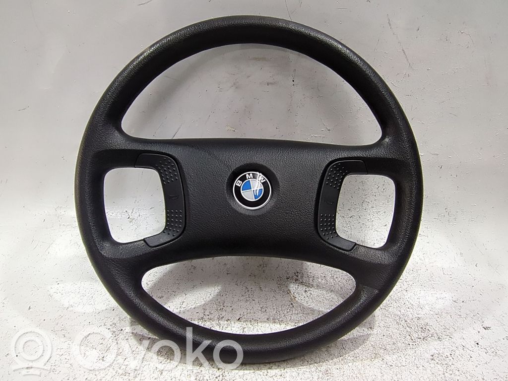 BMW 3 E30 Vairas 