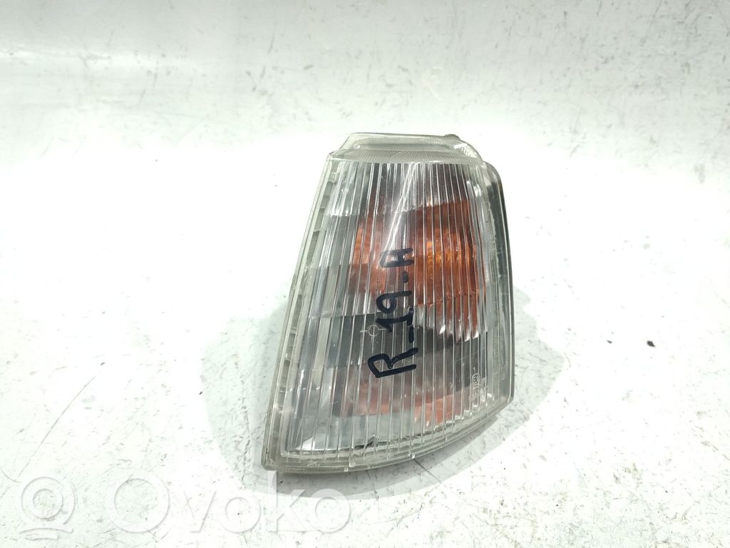 Third/center stoplight   7700799367