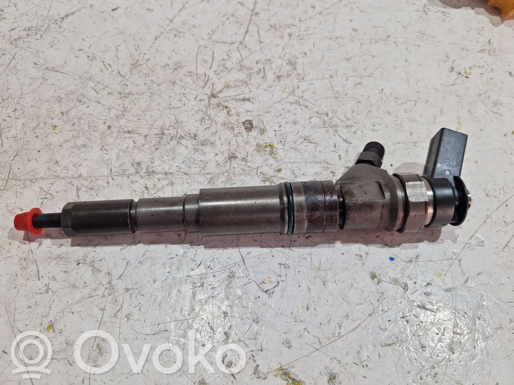 BMW 3 E46 Injector combustibil 