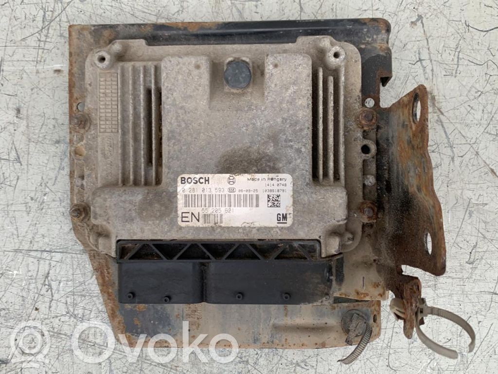 Engine control unit/module   0281013593,55205621