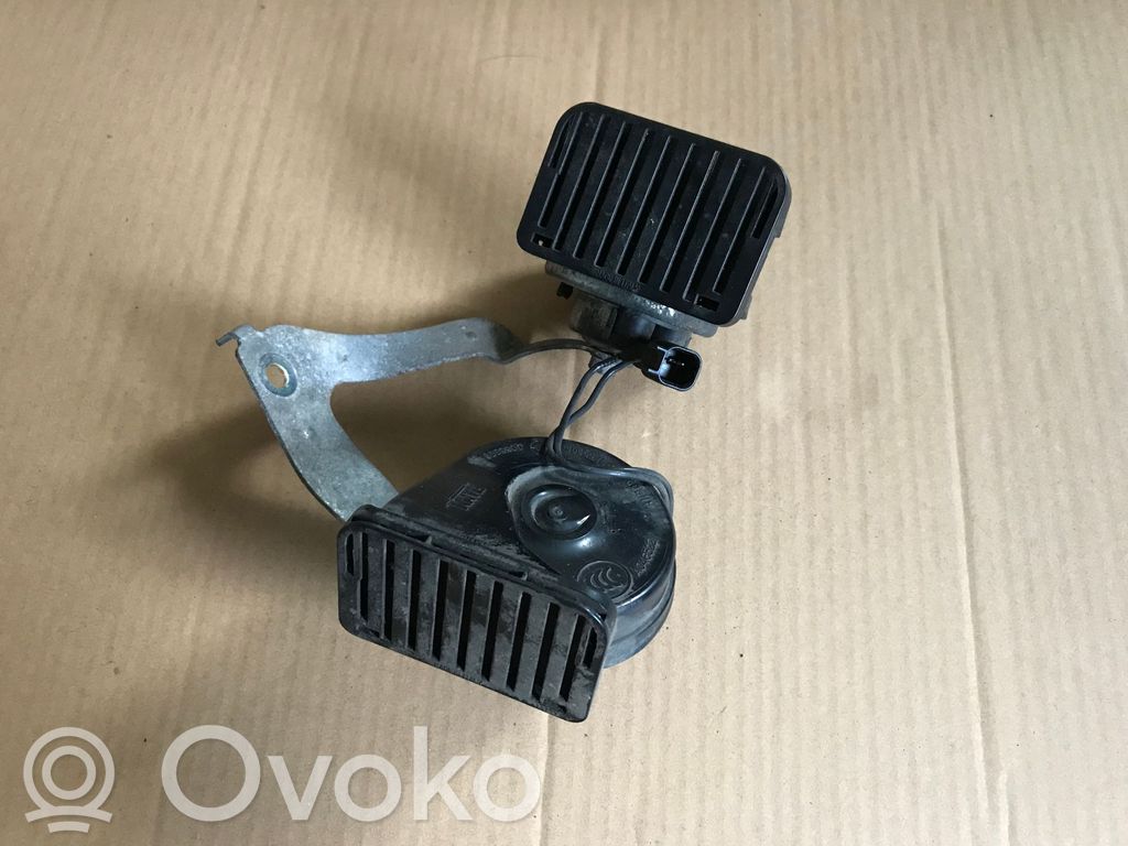 Opel Astra J Klakson 