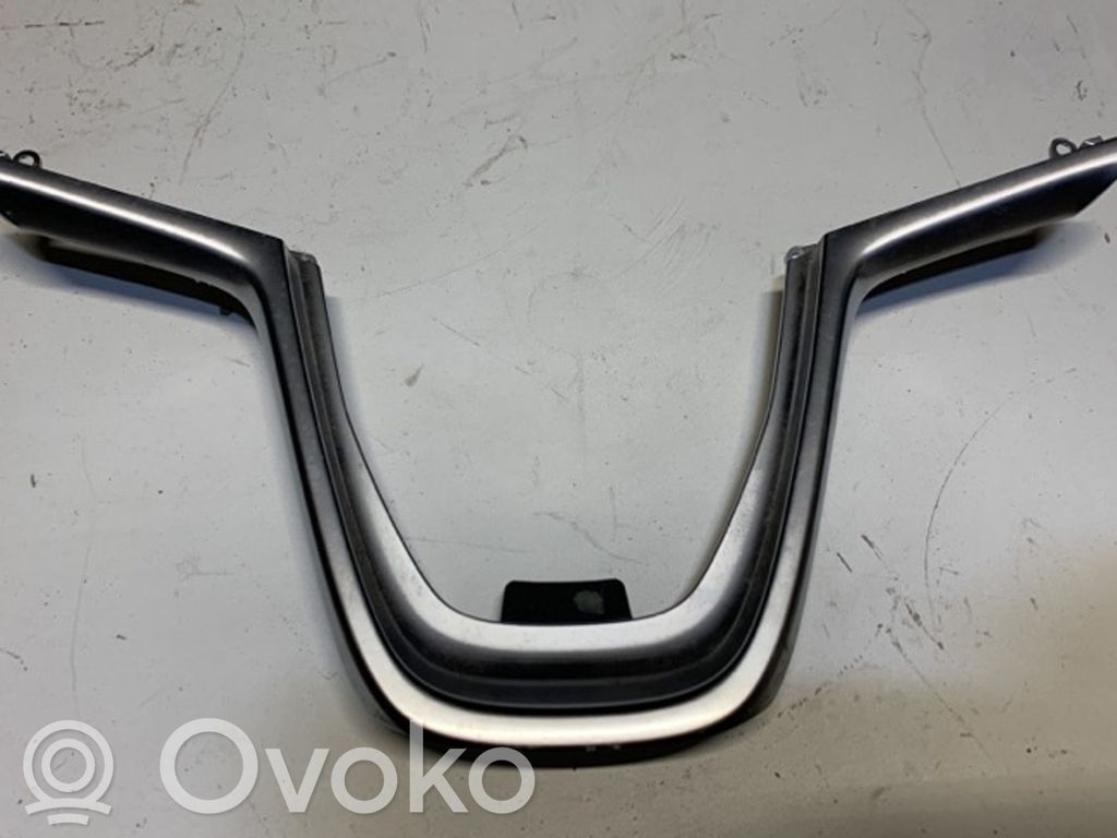 Opel Astra J Element kierownicy 