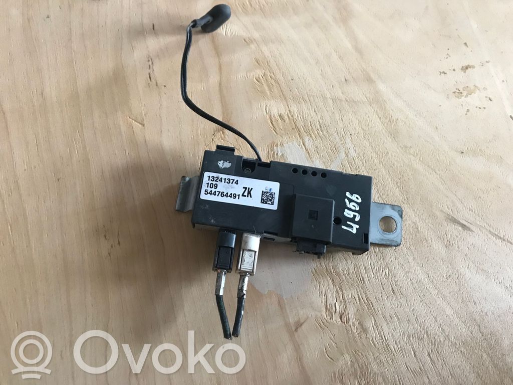 Opel Insignia A Aerial antenna amplifier 