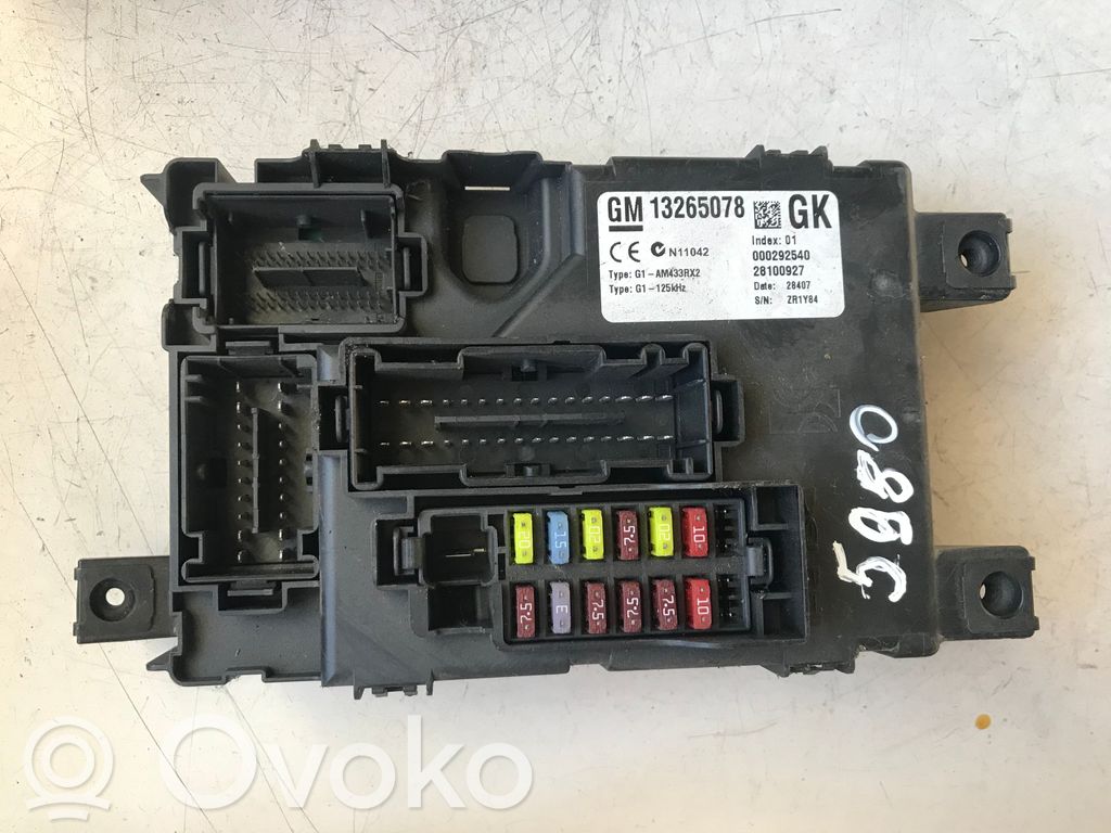 Opel Corsa D Fuse module 