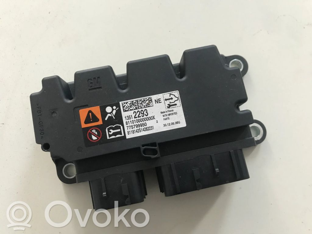 Opel Zafira C Airbag control unit/module 