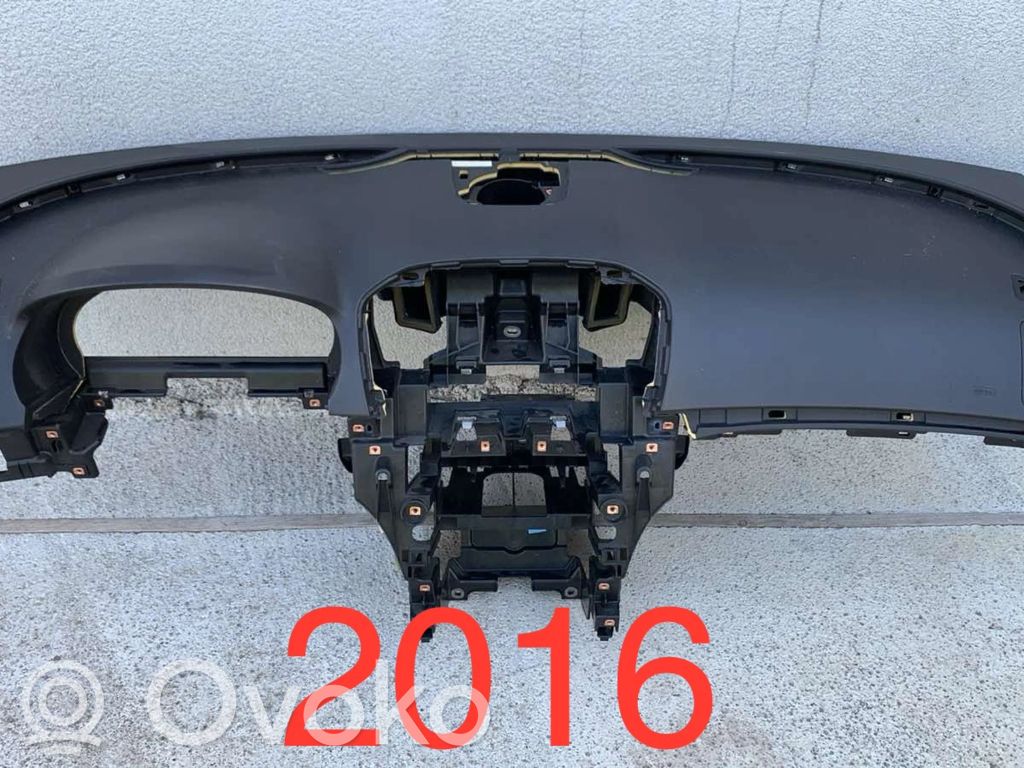 Opel Insignia A Panelis 