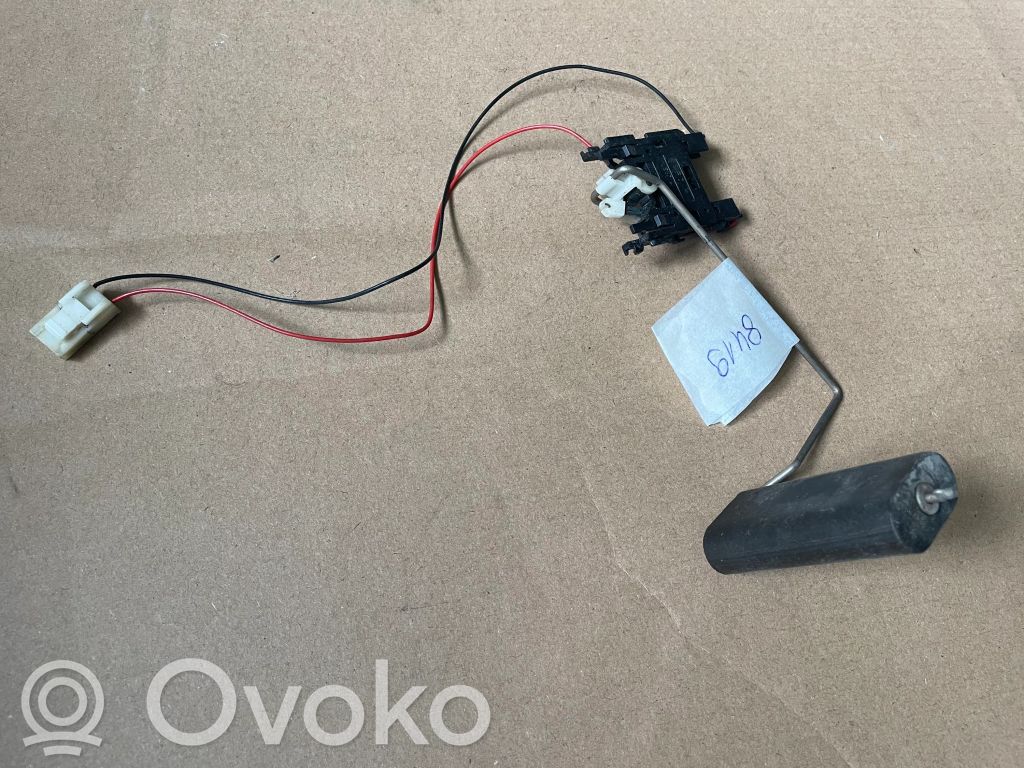 Opel Astra H Fuel level sensor 
