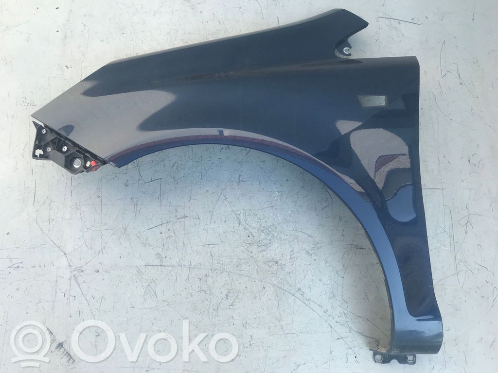 Opel Corsa D Błotnik przedni 
