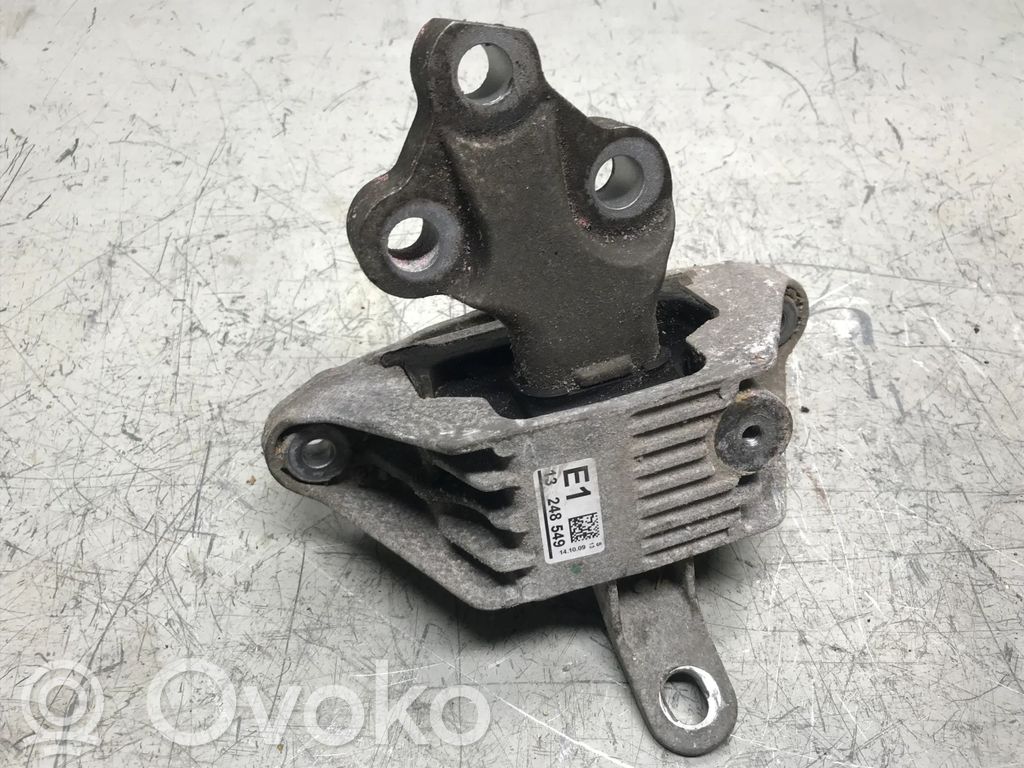 Opel Astra J Engine mount bracket 